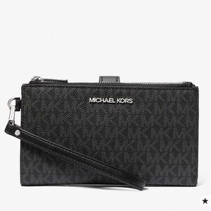 MICHAEL KORS Jet Set Travel Lg Logo Double Zip Smartphone Wristlet Wallet
Black